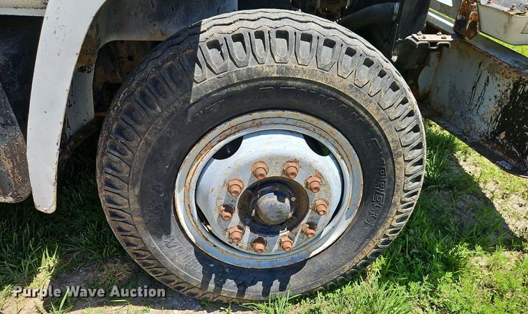 image for item EI3891 1990 GMC Top Kick 7000 crane truck