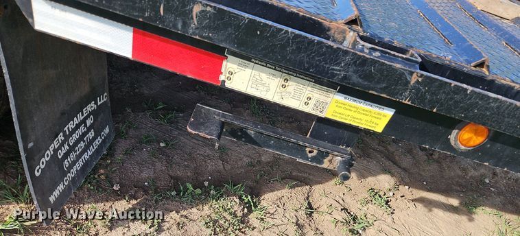 image for item EI3892 2019 Load Trail equipment trailer