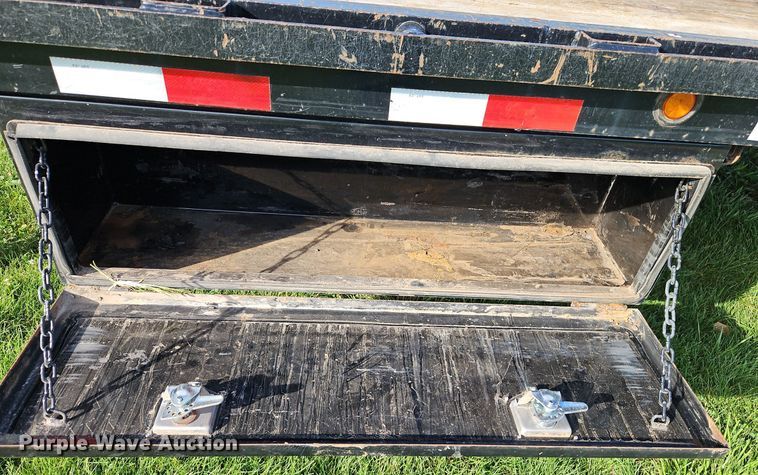 image for item EI3892 2019 Load Trail equipment trailer