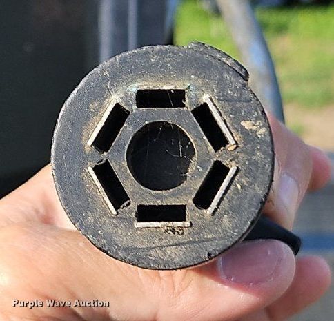 image for item EI3892 2019 Load Trail equipment trailer