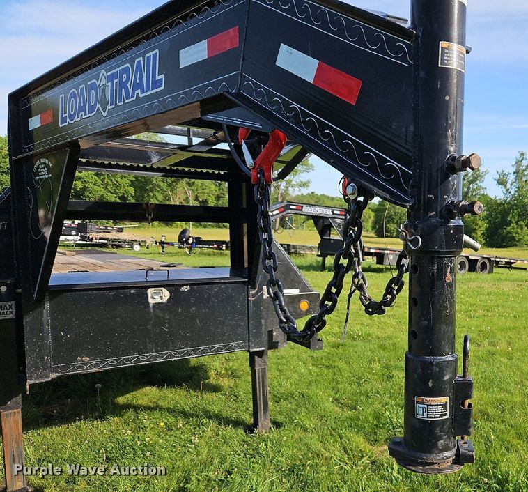 image for item EI3892 2019 Load Trail equipment trailer