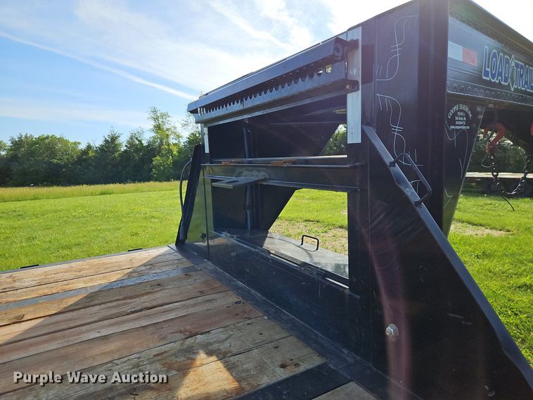 image for item EI3892 2019 Load Trail equipment trailer