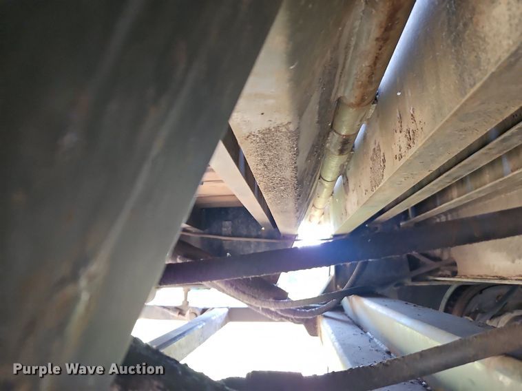 image for item EI3892 2019 Load Trail equipment trailer