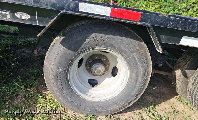 image for item EI3892 2019 Load Trail equipment trailer