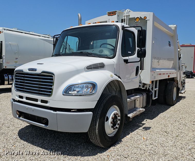 image for item EJ5502 2017 Frieghtliner  M2106 refuse truck