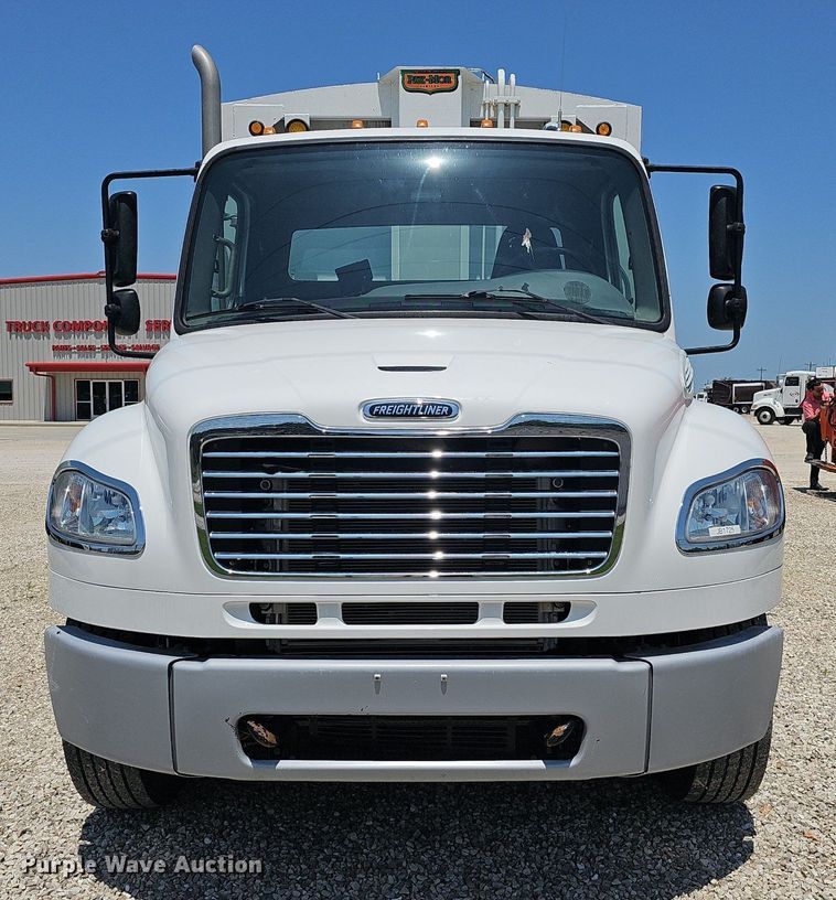 image for item EJ5502 2017 Frieghtliner  M2106 refuse truck