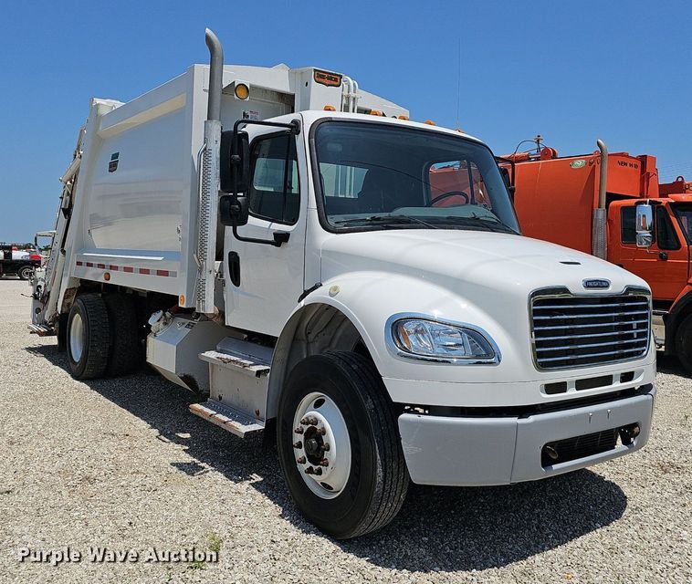 image for item EJ5502 2017 Frieghtliner  M2106 refuse truck