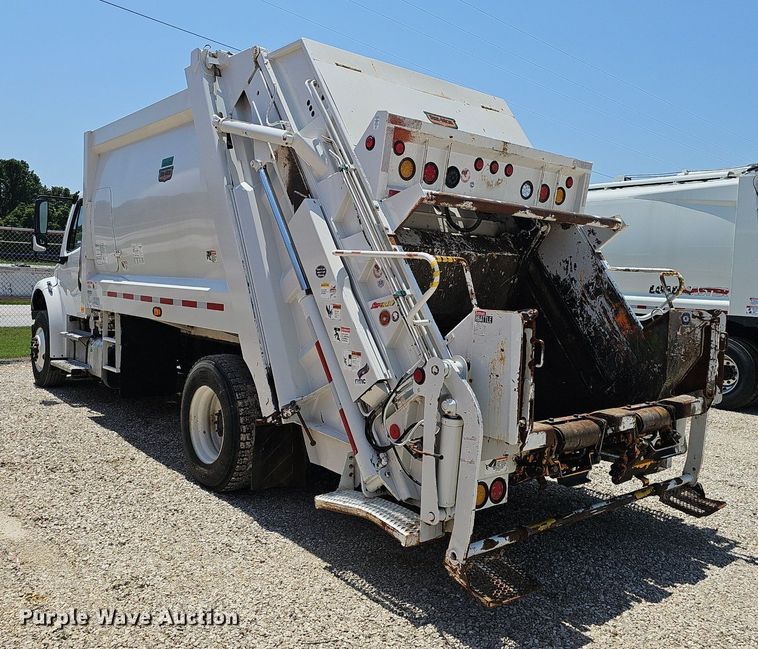 image for item EJ5502 2017 Frieghtliner  M2106 refuse truck