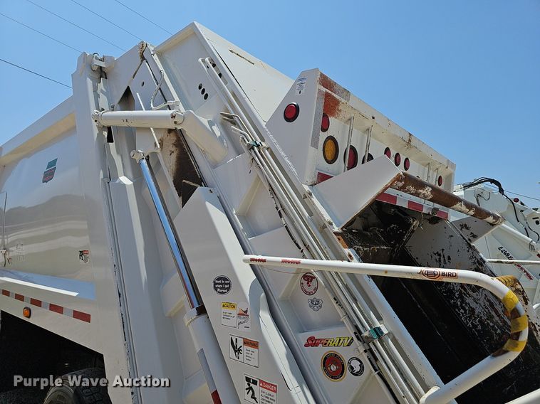 image for item EJ5502 2017 Frieghtliner  M2106 refuse truck