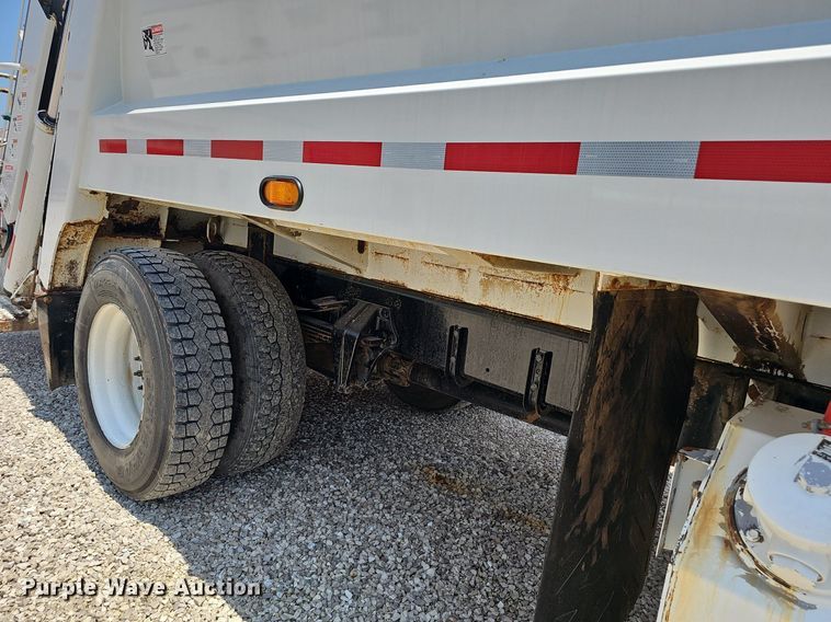 image for item EJ5502 2017 Frieghtliner  M2106 refuse truck