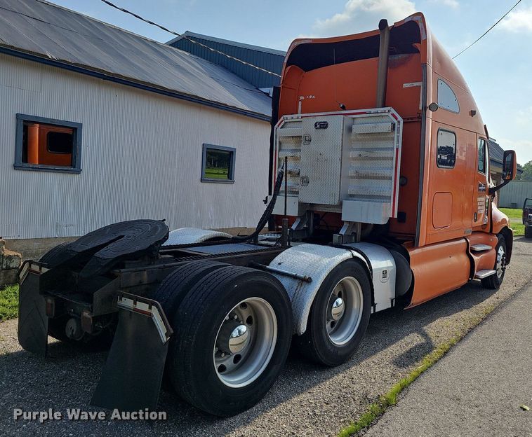 image for item EJ5522 2003 Kenworth  T2000 semi truck