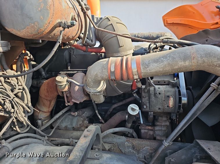 image for item EJ5522 2003 Kenworth  T2000 semi truck