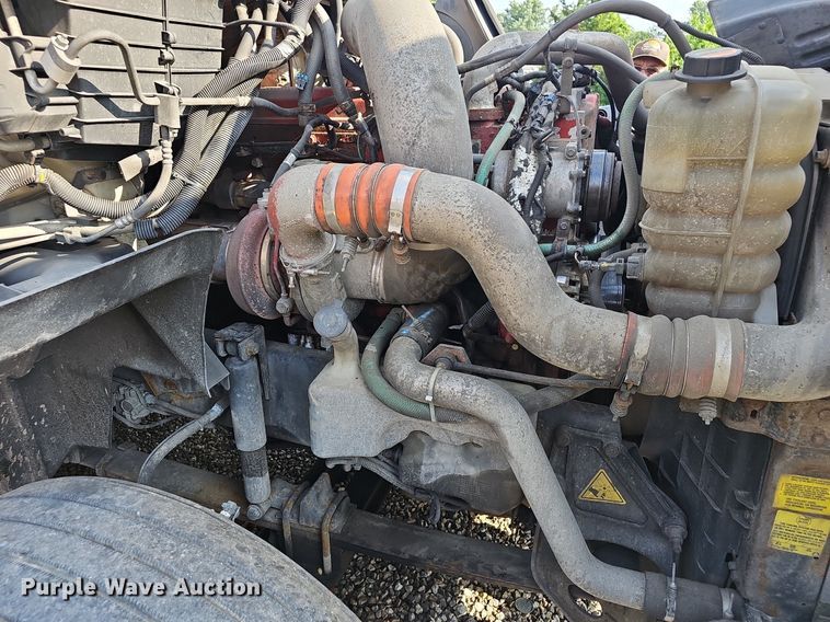 image for item EJ5523 2010 International  ProStar Premium semi truck