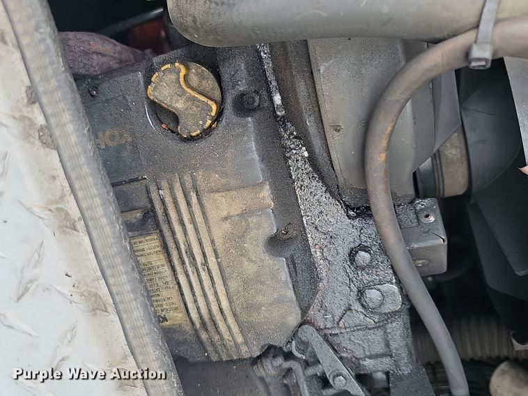 image for item EJ5524 2016 Frieghtliner  Cascadia  semi truck