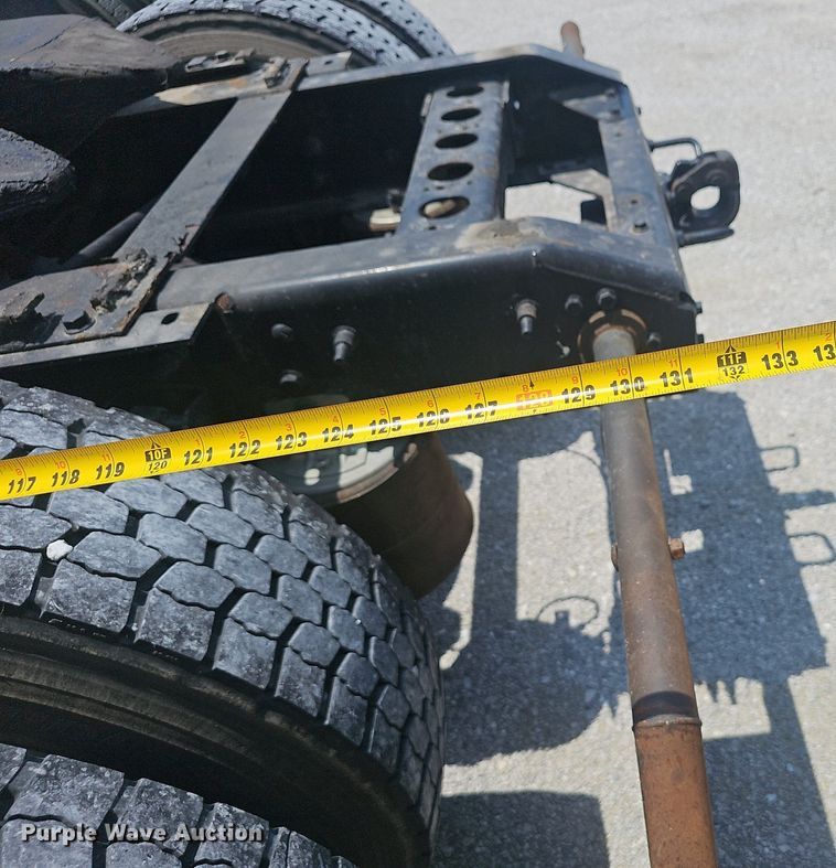 image for item EJ5597 2015 International  TranStar 8600 semi truck