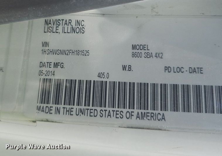 image for item EJ5597 2015 International  TranStar 8600 semi truck