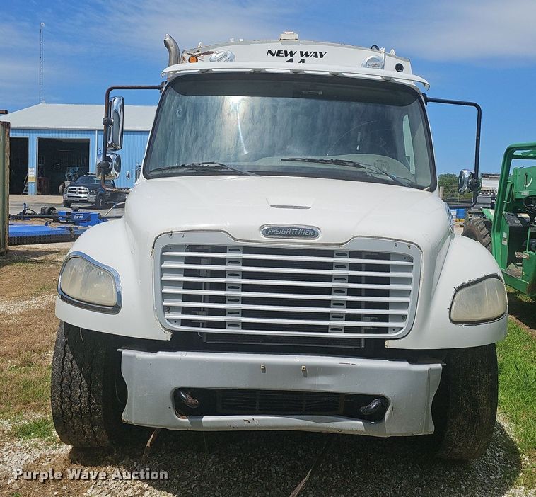 image for item EJ5619 2012 Freightliner  M2 refuse truck