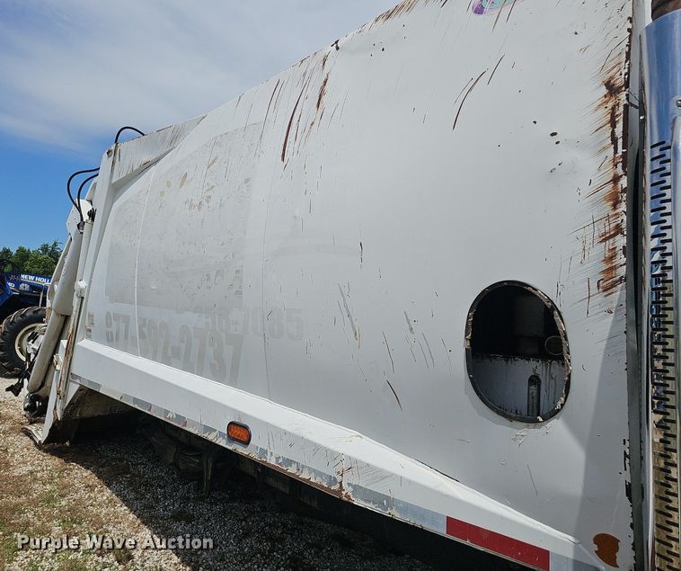 image for item EJ5619 2012 Freightliner  M2 refuse truck