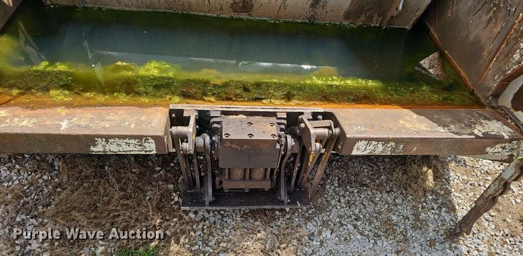 image for item EJ5619 2012 Freightliner  M2 refuse truck