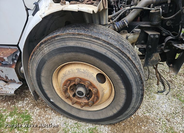 image for item EJ5619 2012 Freightliner  M2 refuse truck