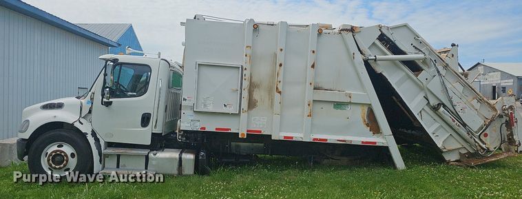 image for item EJ5620 2011 Frieghtliner  M2 refuse truck