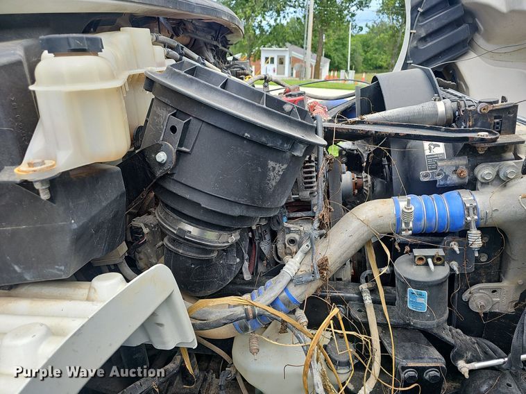 image for item EJ5620 2011 Frieghtliner  M2 refuse truck