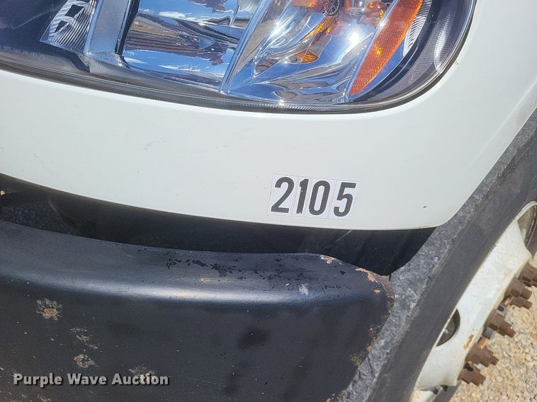 image for item EJ7907 2007 Freightliner Business Class M2 box truck