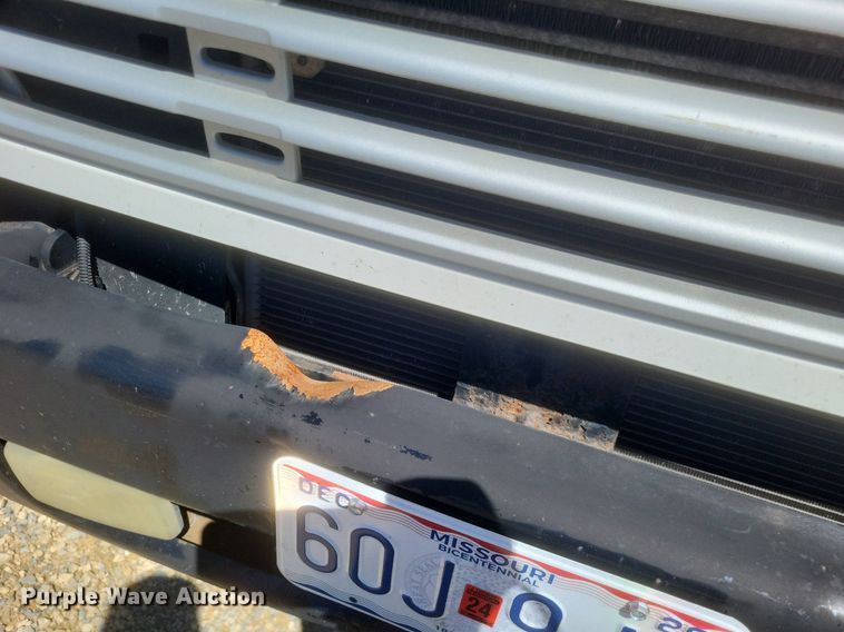 image for item EJ7907 2007 Freightliner Business Class M2 box truck