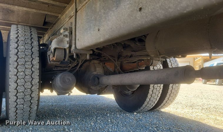 image for item EJ7907 2007 Freightliner Business Class M2 box truck