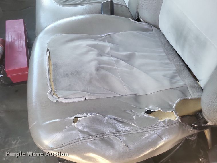 image for item EJ7907 2007 Freightliner Business Class M2 box truck