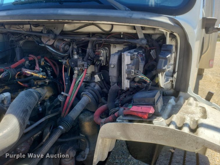 image for item EJ7907 2007 Freightliner Business Class M2 box truck