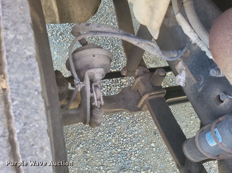 image for item EJ7907 2007 Freightliner Business Class M2 box truck