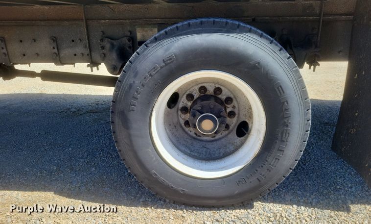 image for item EJ7907 2007 Freightliner Business Class M2 box truck