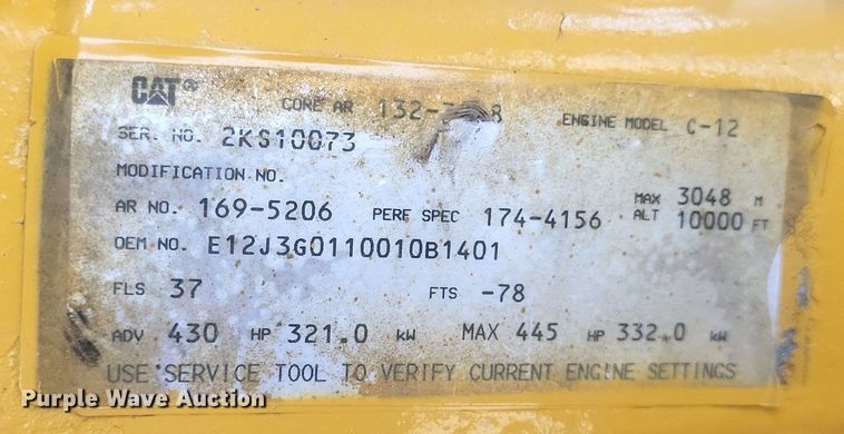 image for item EJ7995 2005 Kenworth  T600 Aerocab semi truck