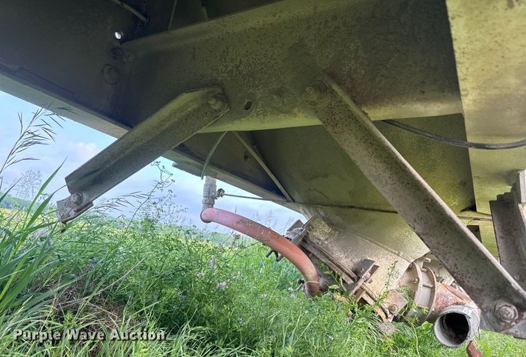 image for item EK1351 1978 Fruehauf pneumatic dry bulk trailer