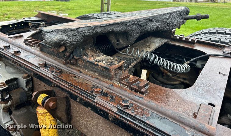 image for item EK4597 2007 Kenworth  T800  semi truck