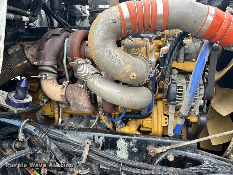 image for item EK4597 2007 Kenworth  T800  semi truck