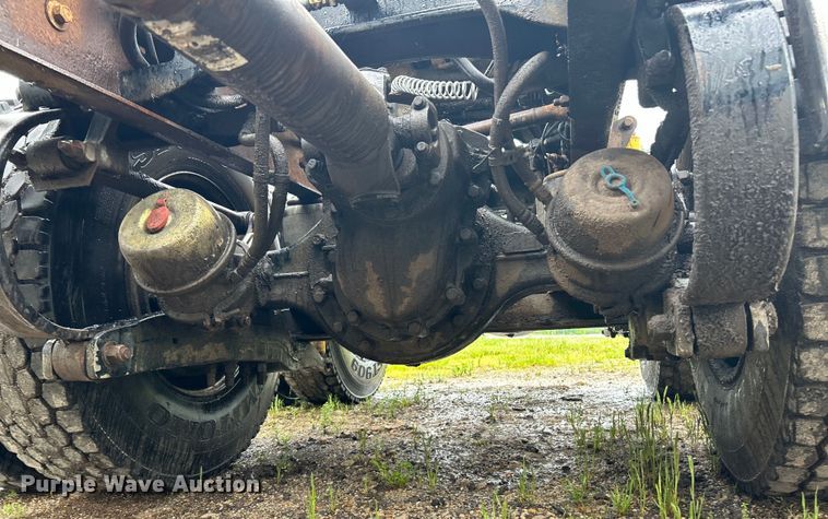 image for item EK4597 2007 Kenworth  T800  semi truck