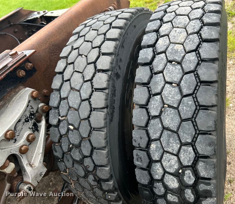 image for item EK4597 2007 Kenworth  T800  semi truck