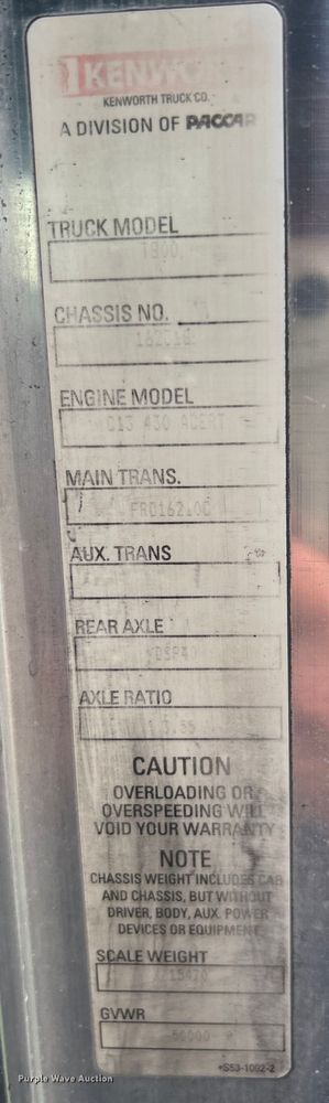 image for item EK4597 2007 Kenworth  T800  semi truck