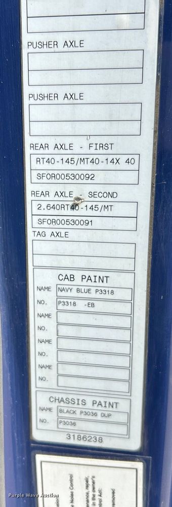 image for item EK4663 2008 Volvo VNM semi truck