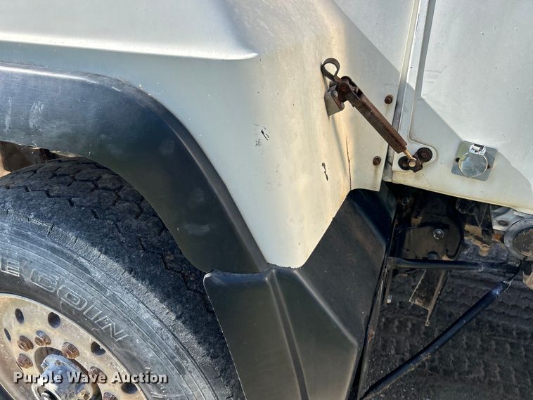 image for item EK4678 1998 Mack RD690S dump truck