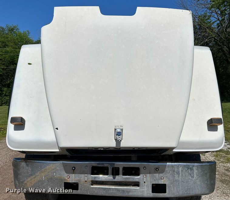 image for item EK4678 1998 Mack RD690S dump truck