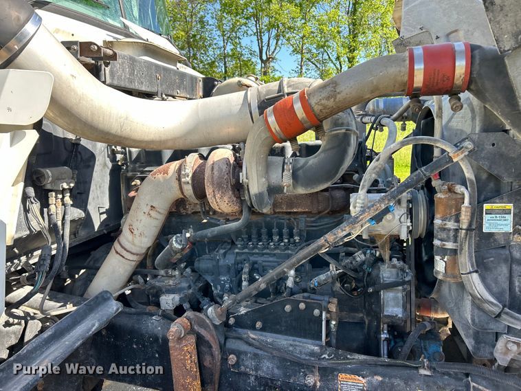image for item EK4678 1998 Mack RD690S dump truck
