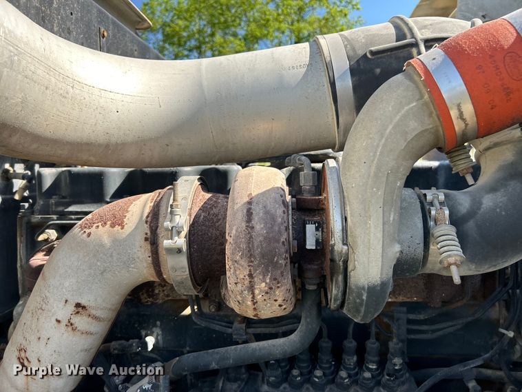 image for item EK4678 1998 Mack RD690S dump truck