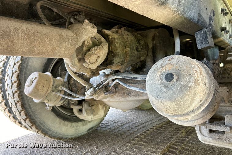 image for item EK4678 1998 Mack RD690S dump truck