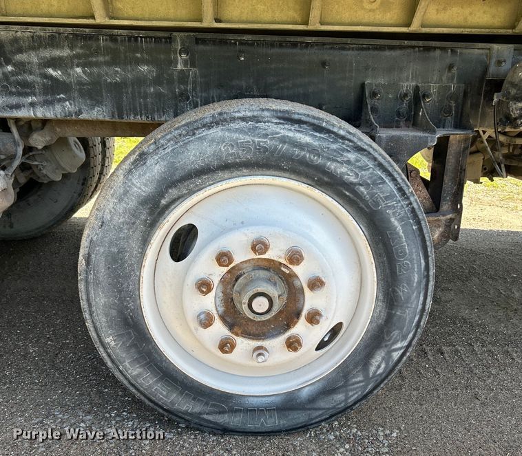 image for item EK4678 1998 Mack RD690S dump truck