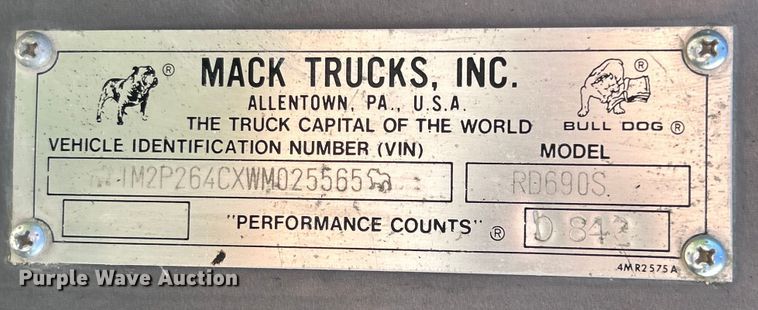 image for item EK4678 1998 Mack RD690S dump truck