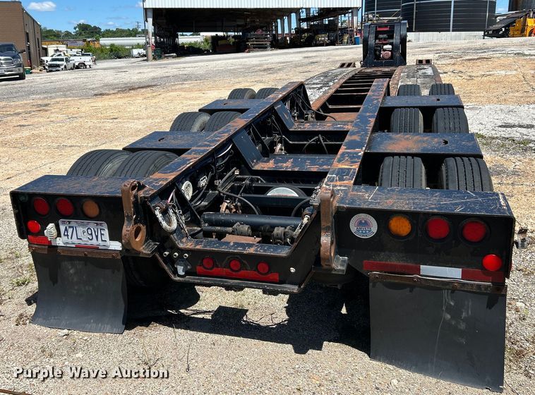 image for item EK4705 2007 Kalyn Siebert KSHRG-3-55T lowboy equipment trailer