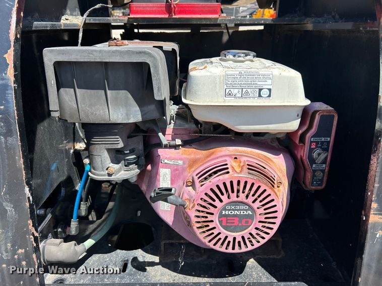 image for item EK4705 2007 Kalyn Siebert KSHRG-3-55T lowboy equipment trailer